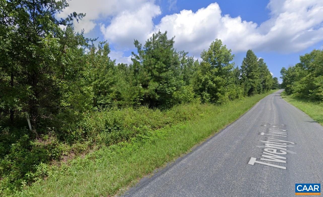 Lot 25 Twenty Two Road Pamplin, VA 23958 - Photo 8 of 13 a view of a street with a yard