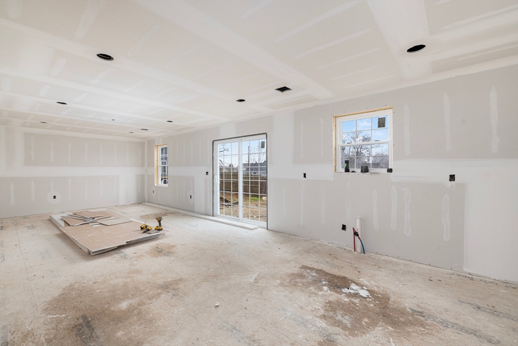 197 St Louis Avenue Woonsocket, RI 02895 - Photo 6 of 42 Gallery Image 6