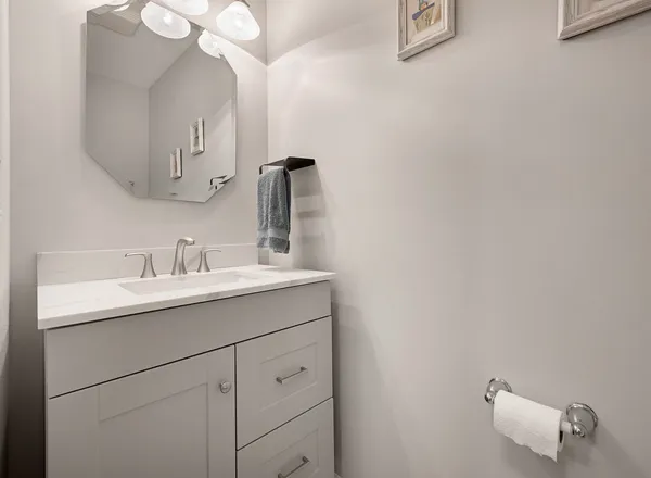 $439,900 | 27W711 North Meadowview Drive, Winfield, IL 60190