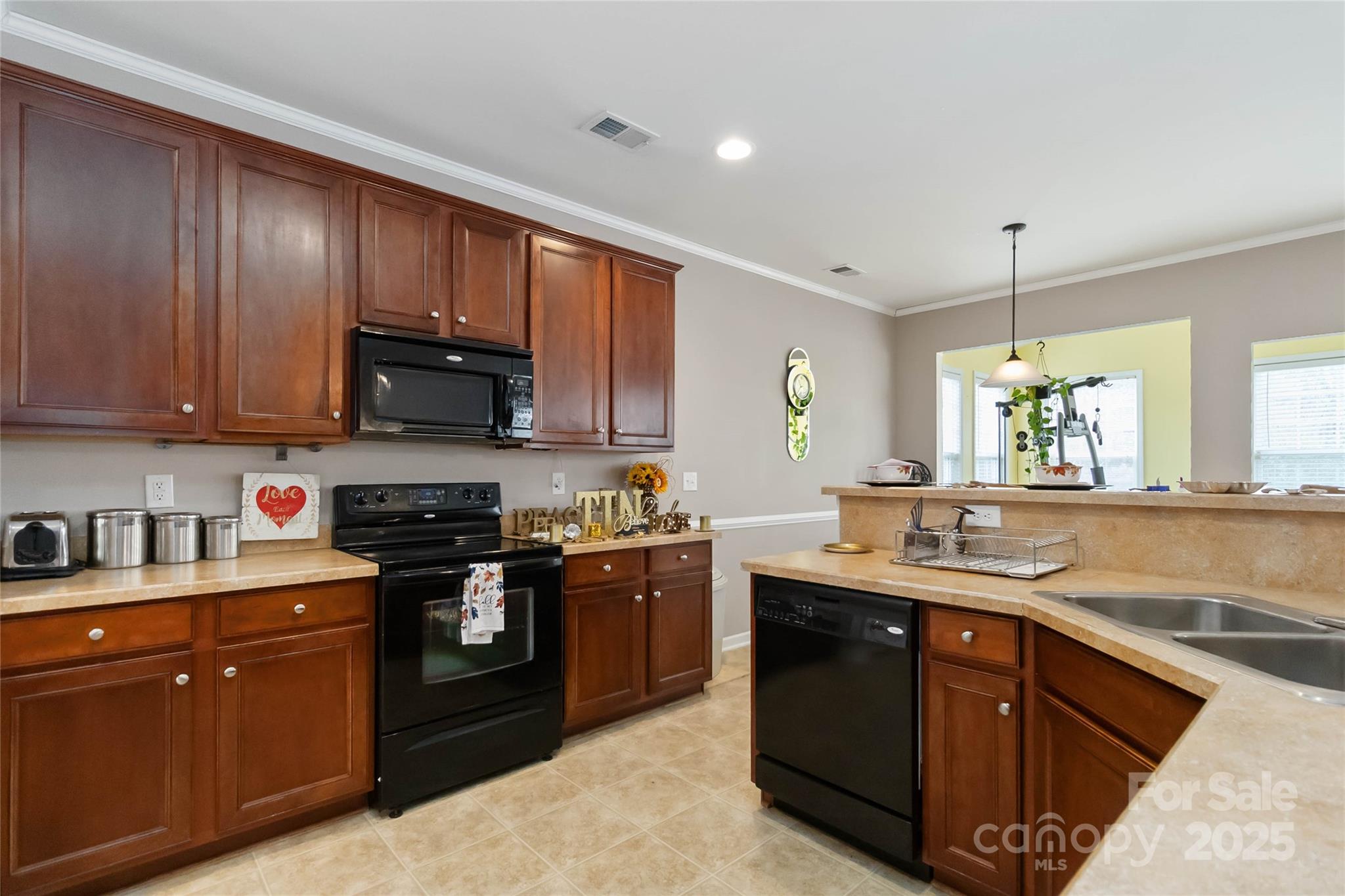 13834 Riding Hill Avenue Charlotte, NC 28213 - Photo 17 of 48