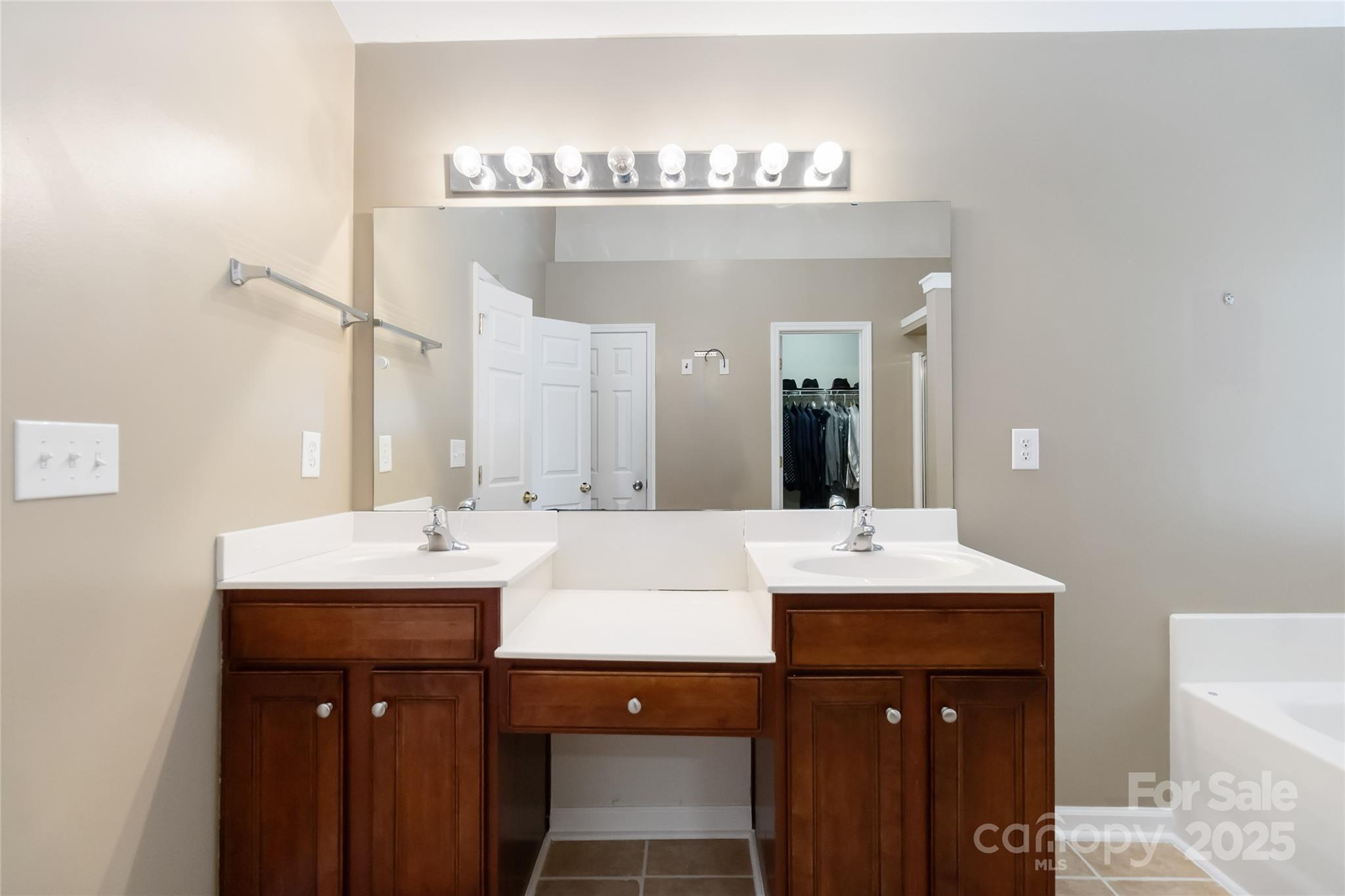 13834 Riding Hill Avenue Charlotte, NC 28213 - Photo 42 of 48