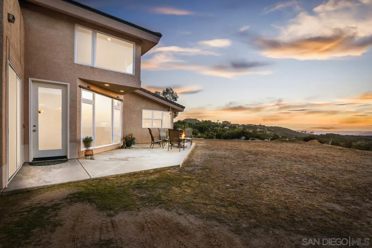 13192 Yerba Valley Way Lakeside, CA 92040 - Photo 5 of 58