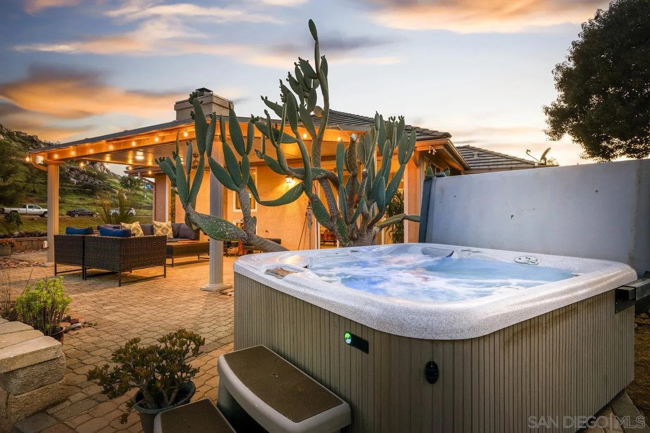 13192 Yerba Valley Way Lakeside, CA 92040 - Photo 9 of 58