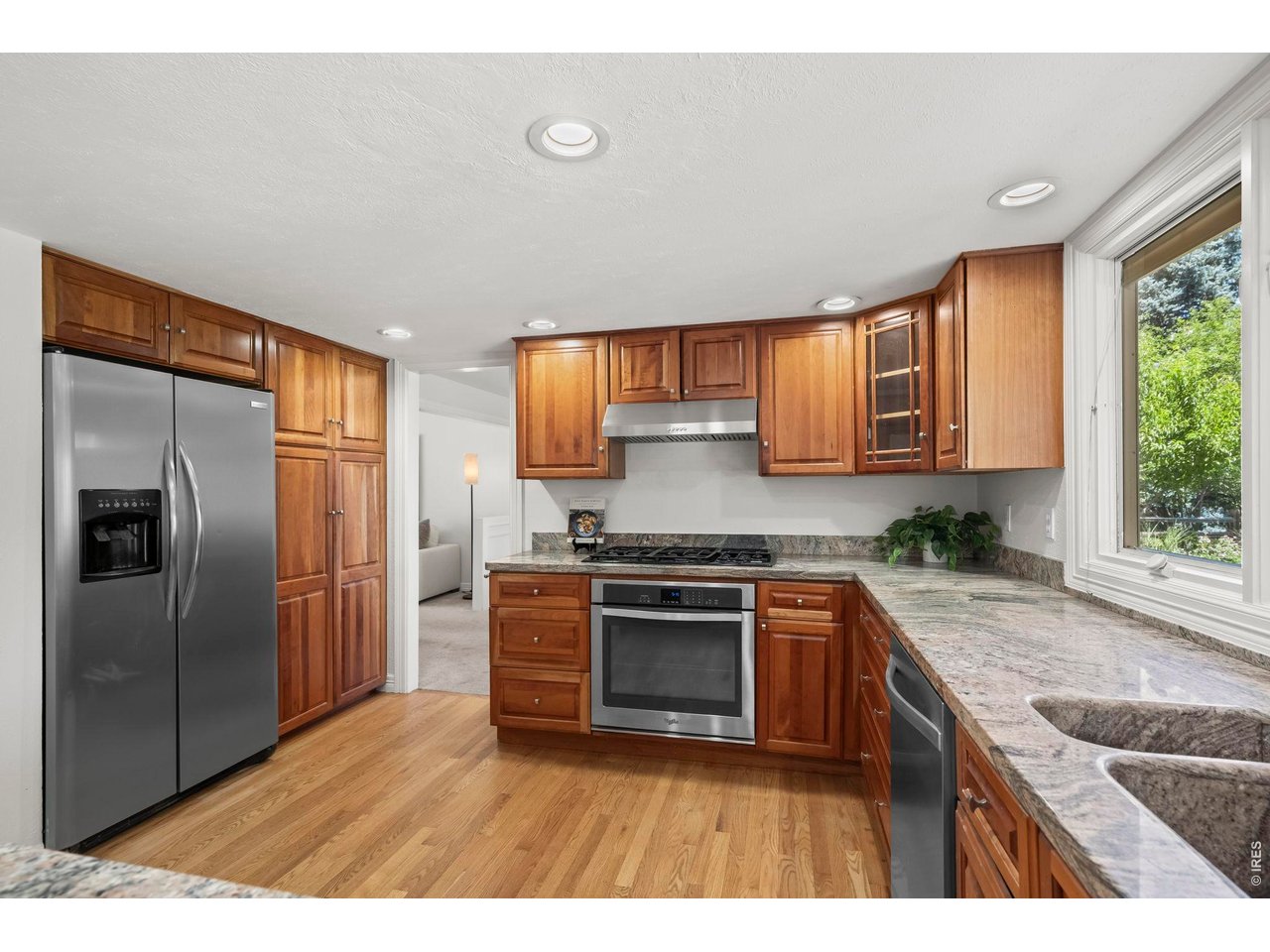 4398 Carter Trail Boulder, CO 80301 - Photo 12 of 41