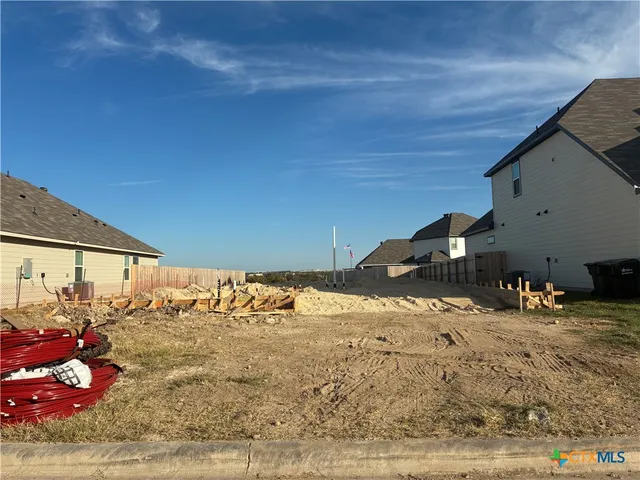 a view of a outdoor space