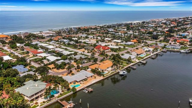 $2,100,000 | 1903 Bayshore Drive, Belleair Beach, FL 33786