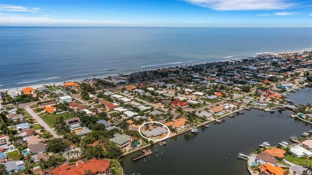 $2,100,000 | 1903 Bayshore Drive, Belleair Beach, FL 33786