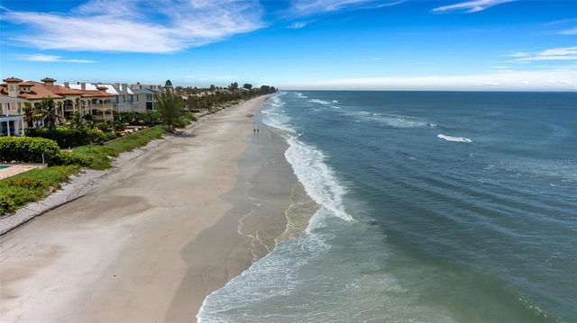 $2,100,000 | 1903 Bayshore Drive, Belleair Beach, FL 33786