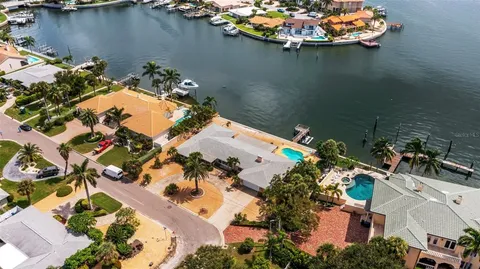 $2,100,000 | 1903 Bayshore Drive, Belleair Beach, FL 33786