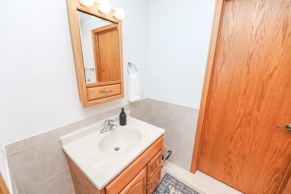 $949,900 | 13863 Schuelke Beach Road Northwest, Miltona, MN 56354