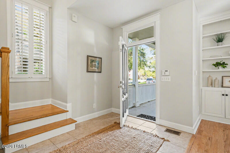 9 Newpoint Road Beaufort, SC 29907 - Photo 4 of 47 4