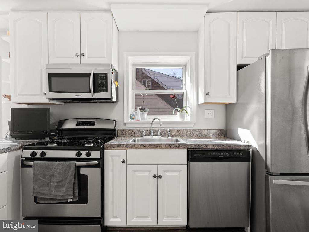 10312 Colesville Road Silver Spring, MD 20901 - Photo 10 of 16 Gallery Image 10