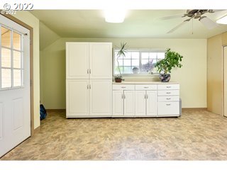 79448 Sears Road Cottage Grove, OR 97424 - Photo 17 of 32 Gallery Image 17