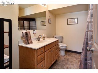 79448 Sears Road Cottage Grove, OR 97424 - Photo 21 of 32 Gallery Image 21