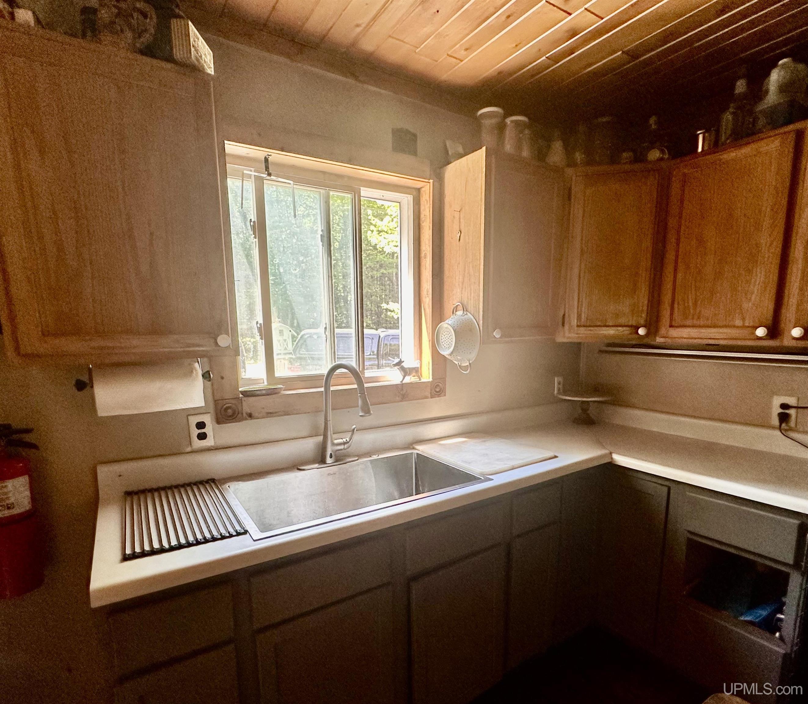 7450 Northwestern Road Big Bay, MI 49808 - Photo 11 of 58