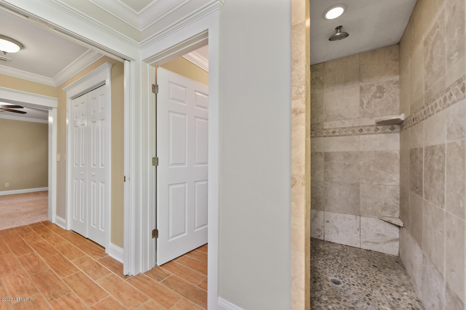 11152 Emuness Road Jacksonville, FL 32218 - Photo 14 of 20 Owners Suite Walk in Shower