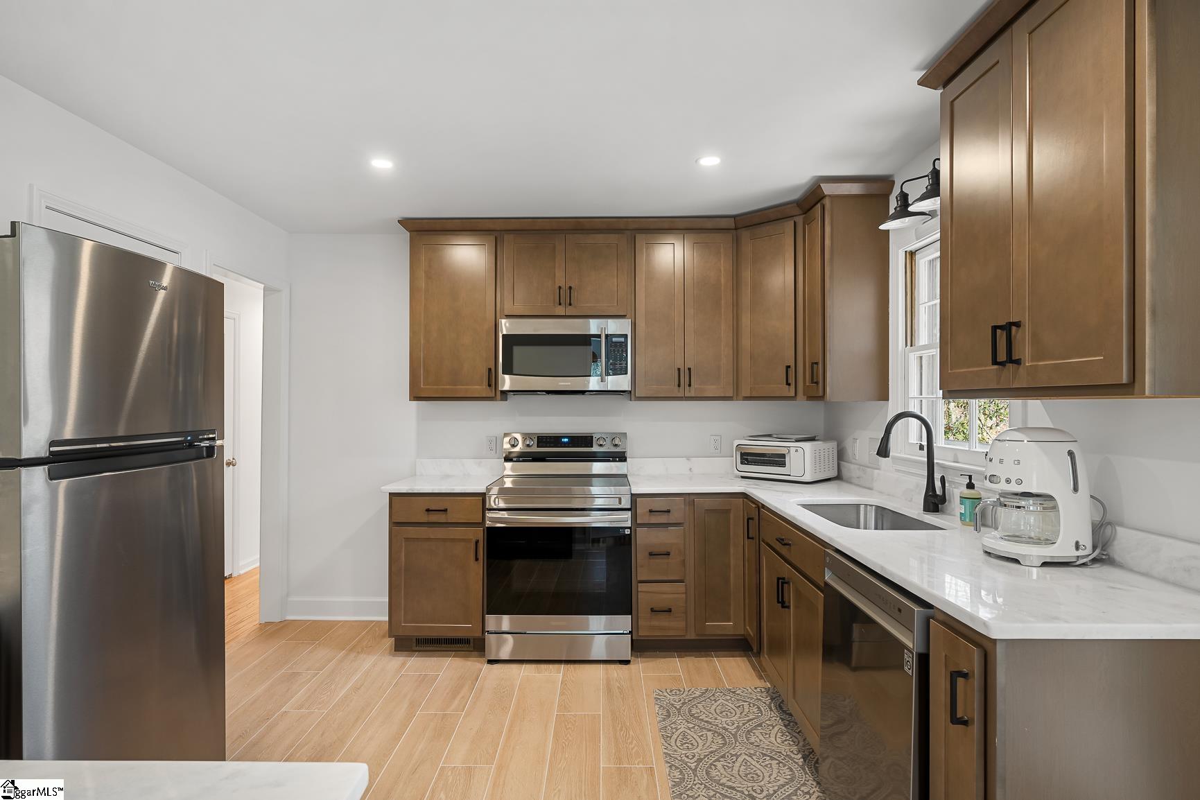 115 Mitchell Avenue Clemson, SC 29631 - Photo 8 of 45