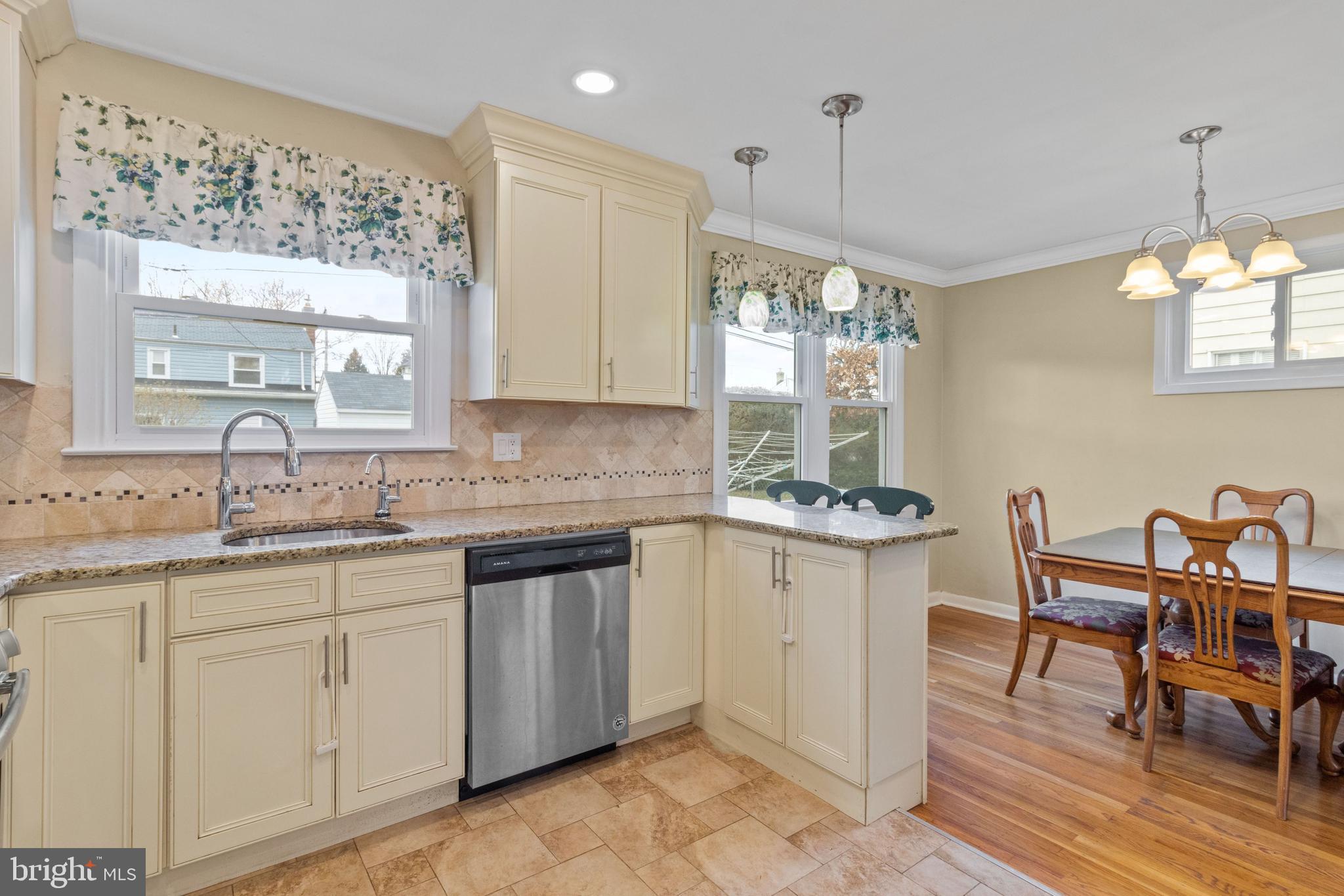 1330 Green Road Abington, PA 19001 - Photo 8 of 27 Kitchen