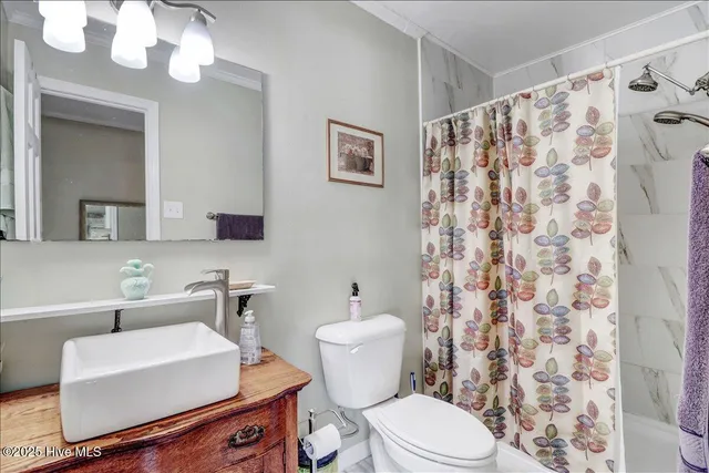 $345,000 | 105 Harbor Drive, Washington, NC 27889