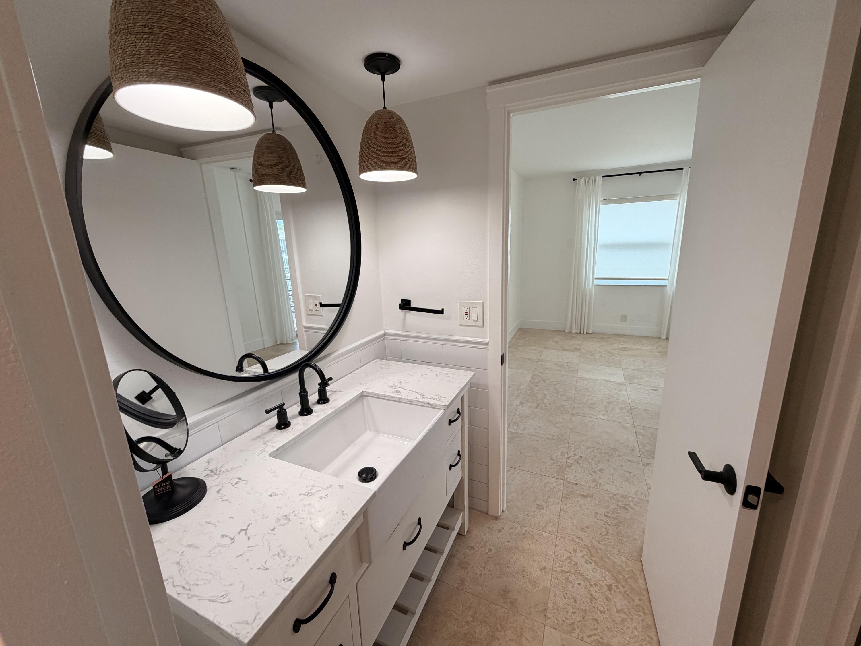 308 Golfview Road, Unit PH03 North Palm Beach, FL 33408 - Photo 13 of 16 IMG_3530