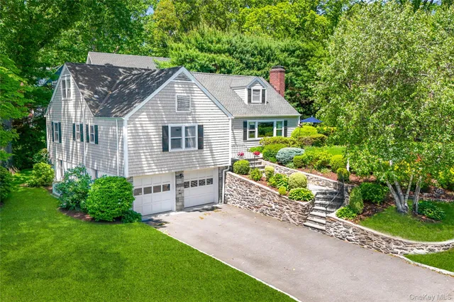 $1,825,000 | 1 Highridge Road, Larchmont, NY 10538