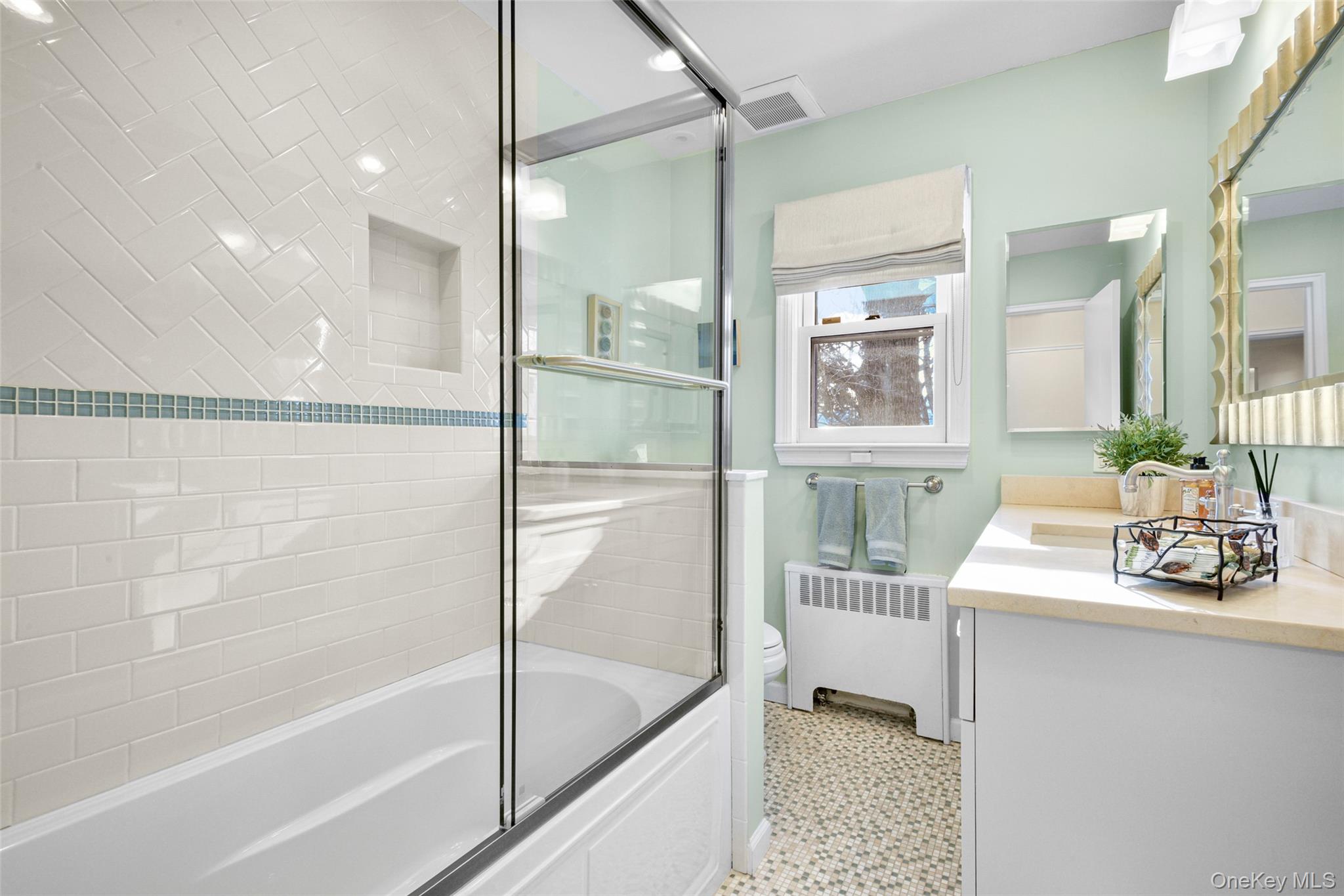 1 Highridge Road Larchmont, NY 10538 - Photo 18 of 33 Renovated hall bath