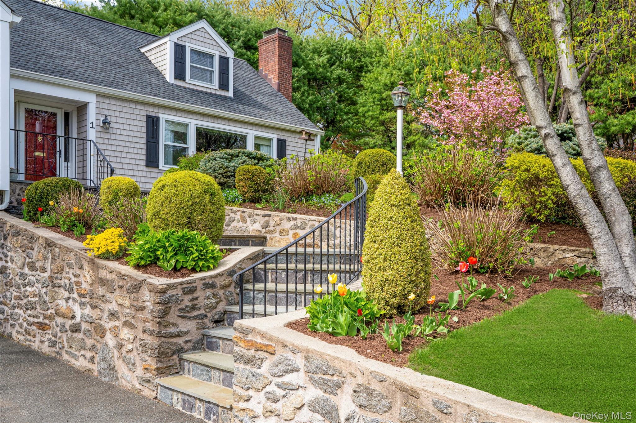 1 Highridge Road Larchmont, NY 10538 - Photo 2 of 33