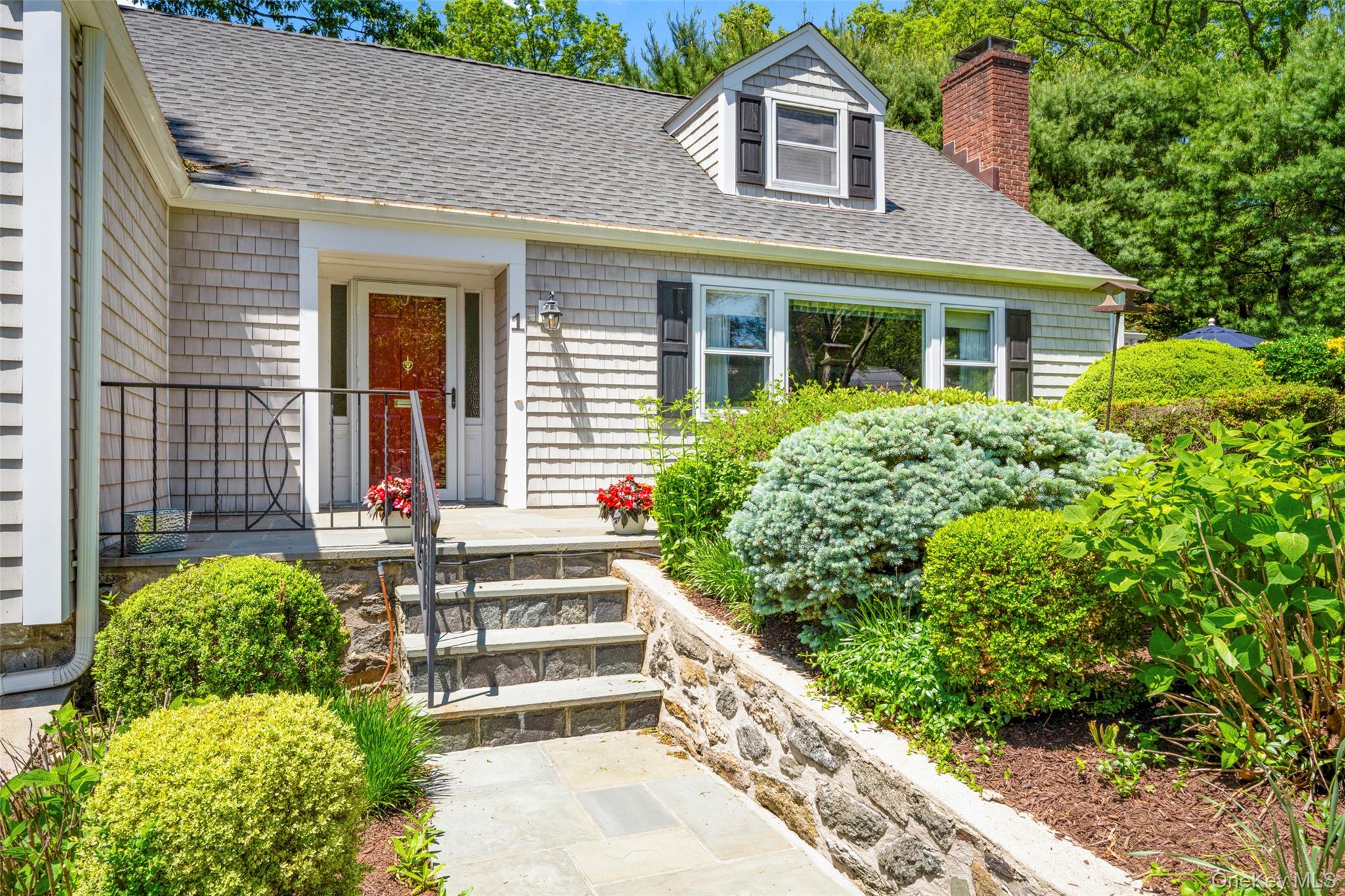 1 Highridge Road Larchmont, NY 10538 - Photo 3 of 33