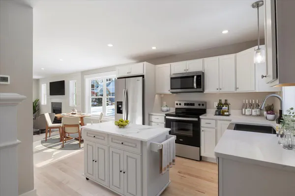 $549,000 | 3 Cortland Place, Unit 8, Standish, ME 04084