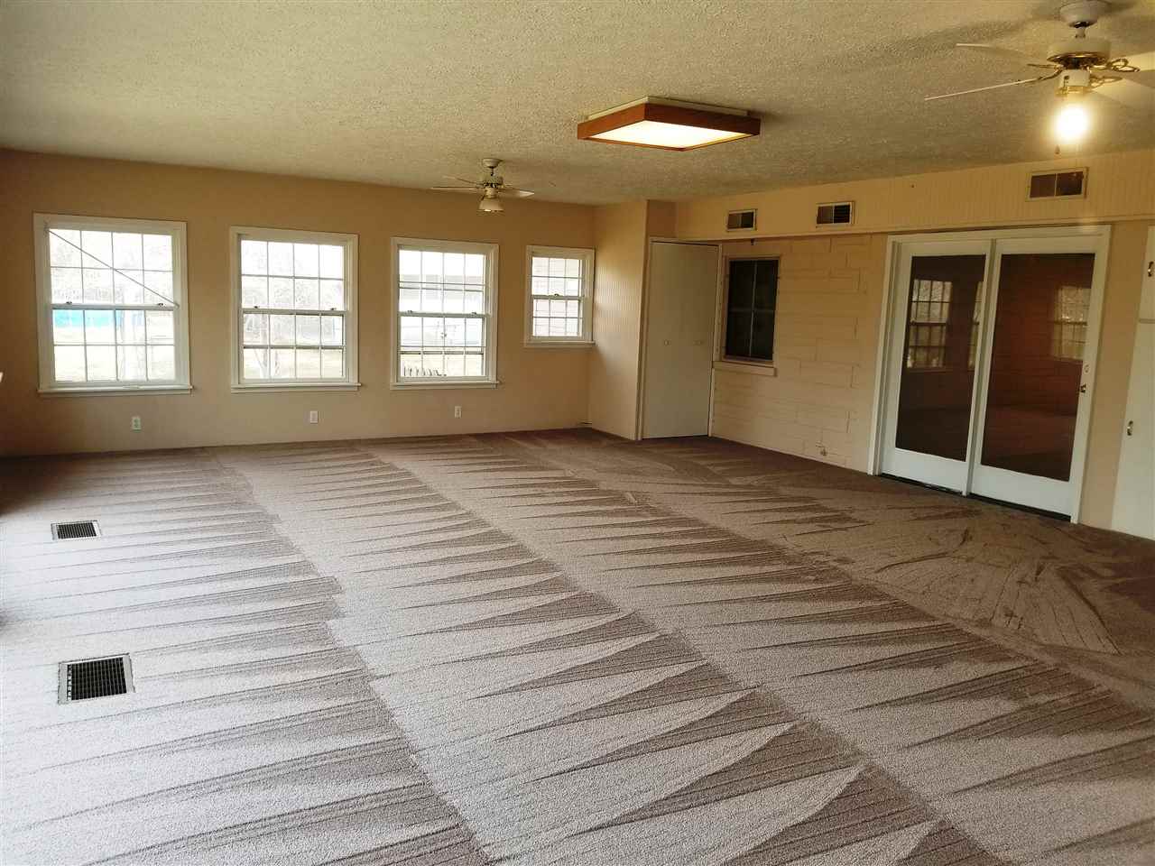 6111 Grand River Road Newburgh, IN 47630 - Photo 19 of 36 Gallery Image 19