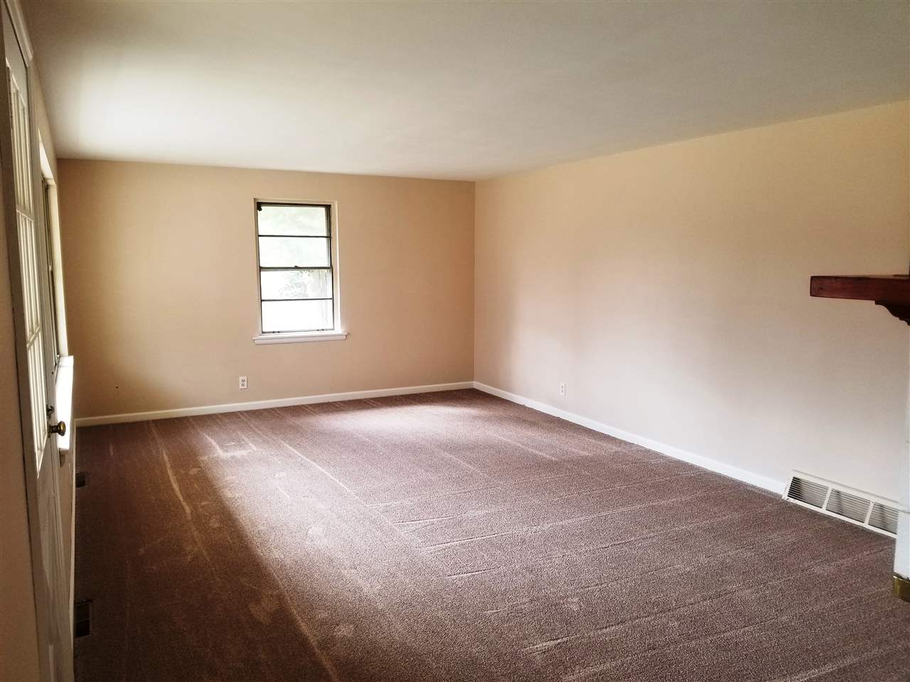 6111 Grand River Road Newburgh, IN 47630 - Photo 21 of 36 Gallery Image 21