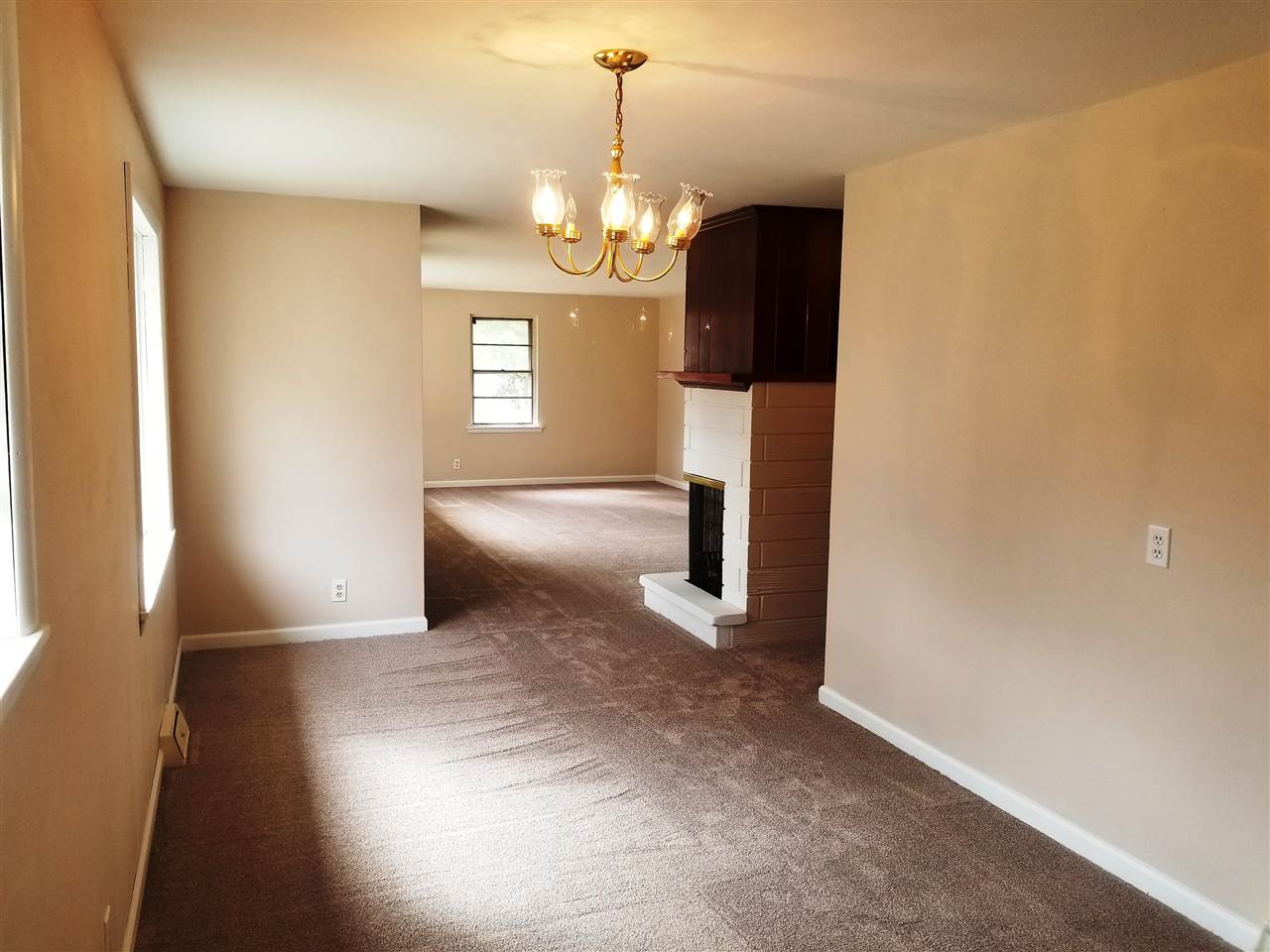 6111 Grand River Road Newburgh, IN 47630 - Photo 8 of 36 Gallery Image 8