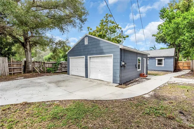 $299,990 | 4724 13th Avenue South, St. Petersburg, FL 33711
