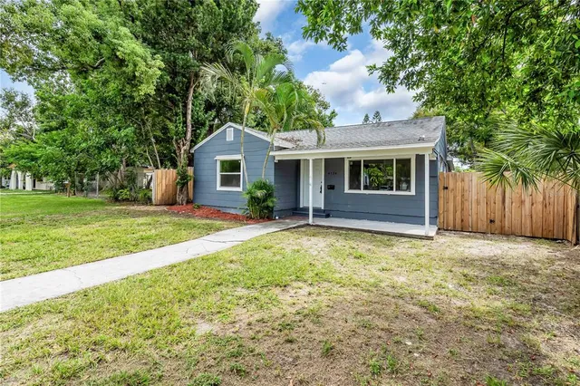 $299,990 | 4724 13th Avenue South, St. Petersburg, FL 33711