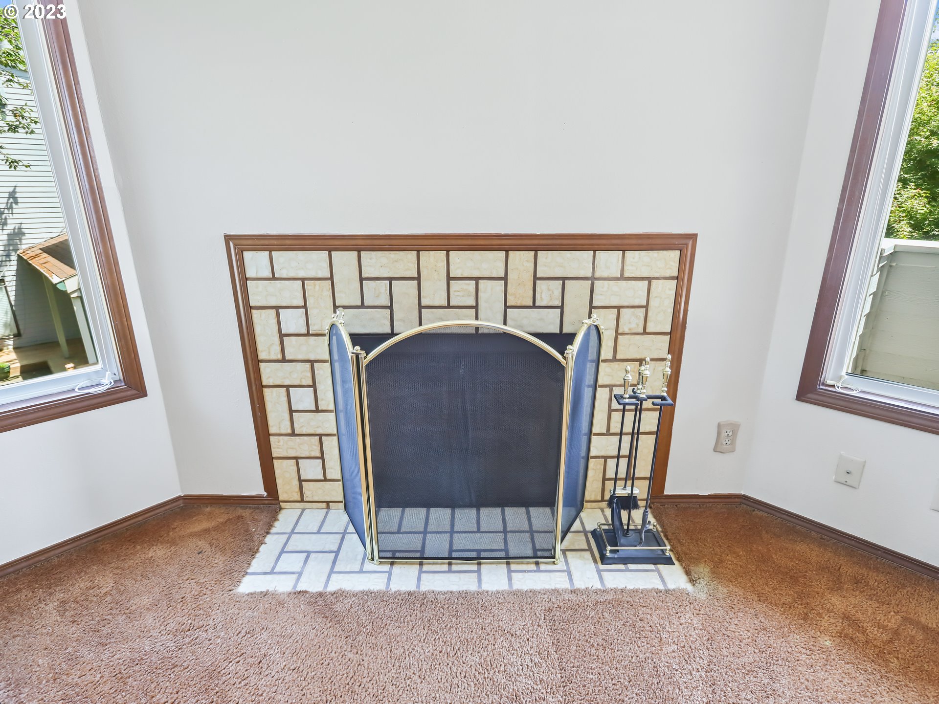 14575 Southwest Walker Road, Unit B14 Beaverton, OR 97006 - Photo 12 of 33 Gallery Image 12