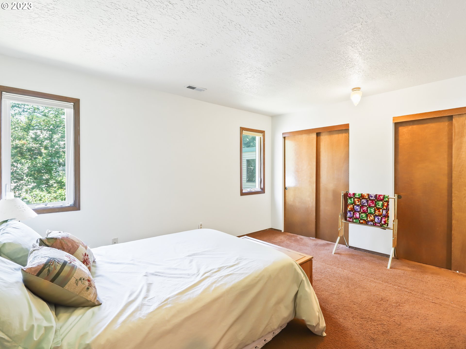 14575 Southwest Walker Road, Unit B14 Beaverton, OR 97006 - Photo 14 of 33 Gallery Image 14