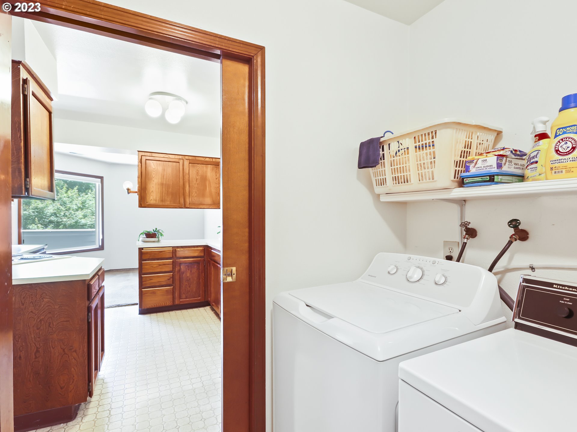 14575 Southwest Walker Road, Unit B14 Beaverton, OR 97006 - Photo 26 of 33 Gallery Image 26