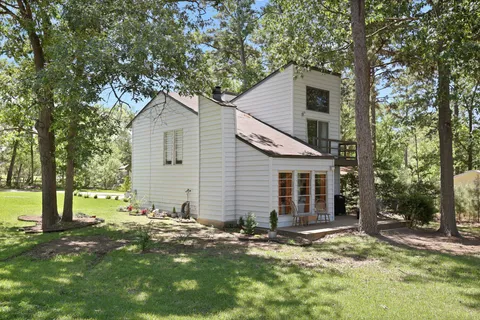 $239,000 | 141 North Pine Harbour Drive, Coldspring, TX 77331