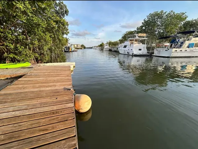 $4,500 | 350 Hazel Street, Unit 350, Key Largo, FL 33037