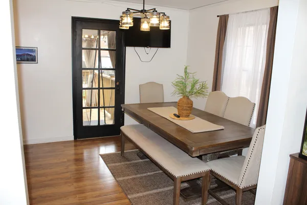 $2,100 | 6034 South Komensky Avenue, Chicago, IL 60629