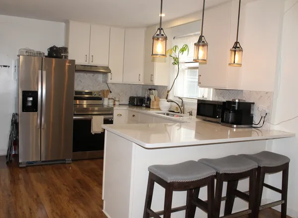 $2,100 | 6034 South Komensky Avenue, Chicago, IL 60629