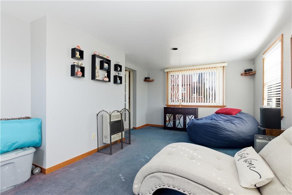2 Oakridge Road Pittsburgh, PA 15237 - Photo 13 of 34 Gallery Image 13
