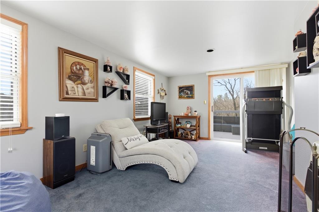 2 Oakridge Road Pittsburgh, PA 15237 - Photo 14 of 34 Gallery Image 14