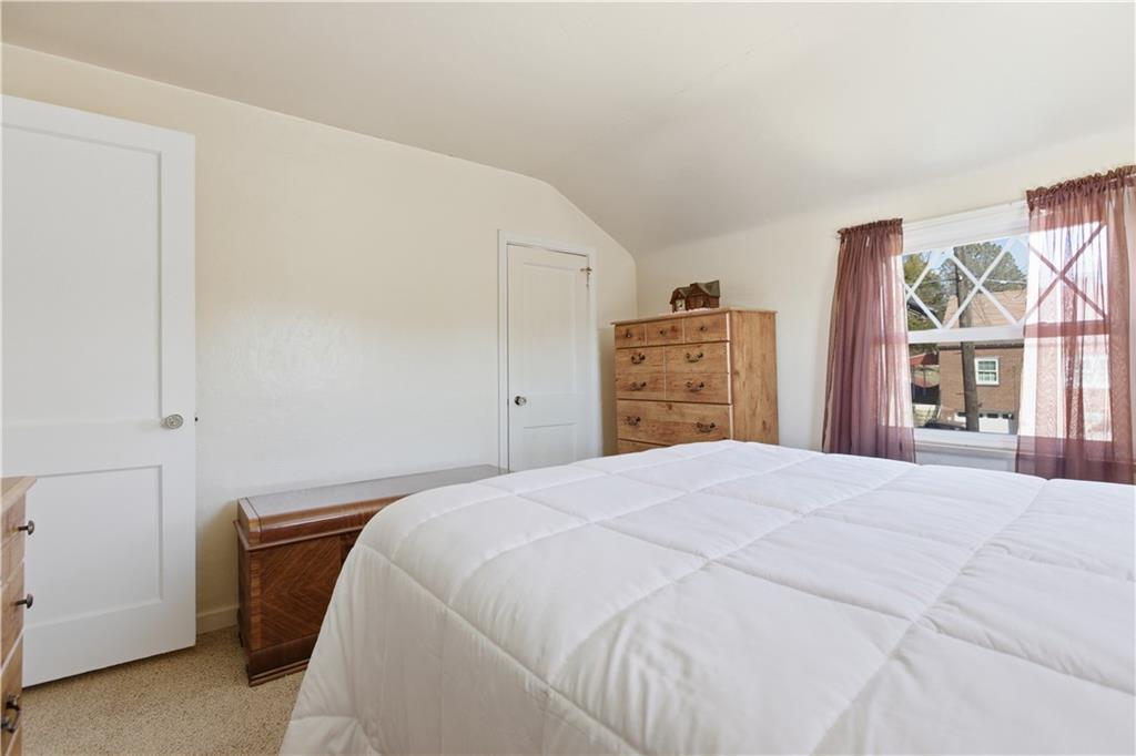 2 Oakridge Road Pittsburgh, PA 15237 - Photo 17 of 34 Gallery Image 17
