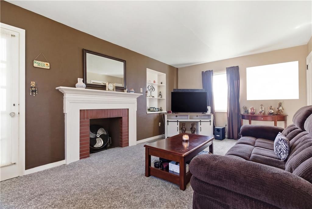 2 Oakridge Road Pittsburgh, PA 15237 - Photo 8 of 34 Gallery Image 8