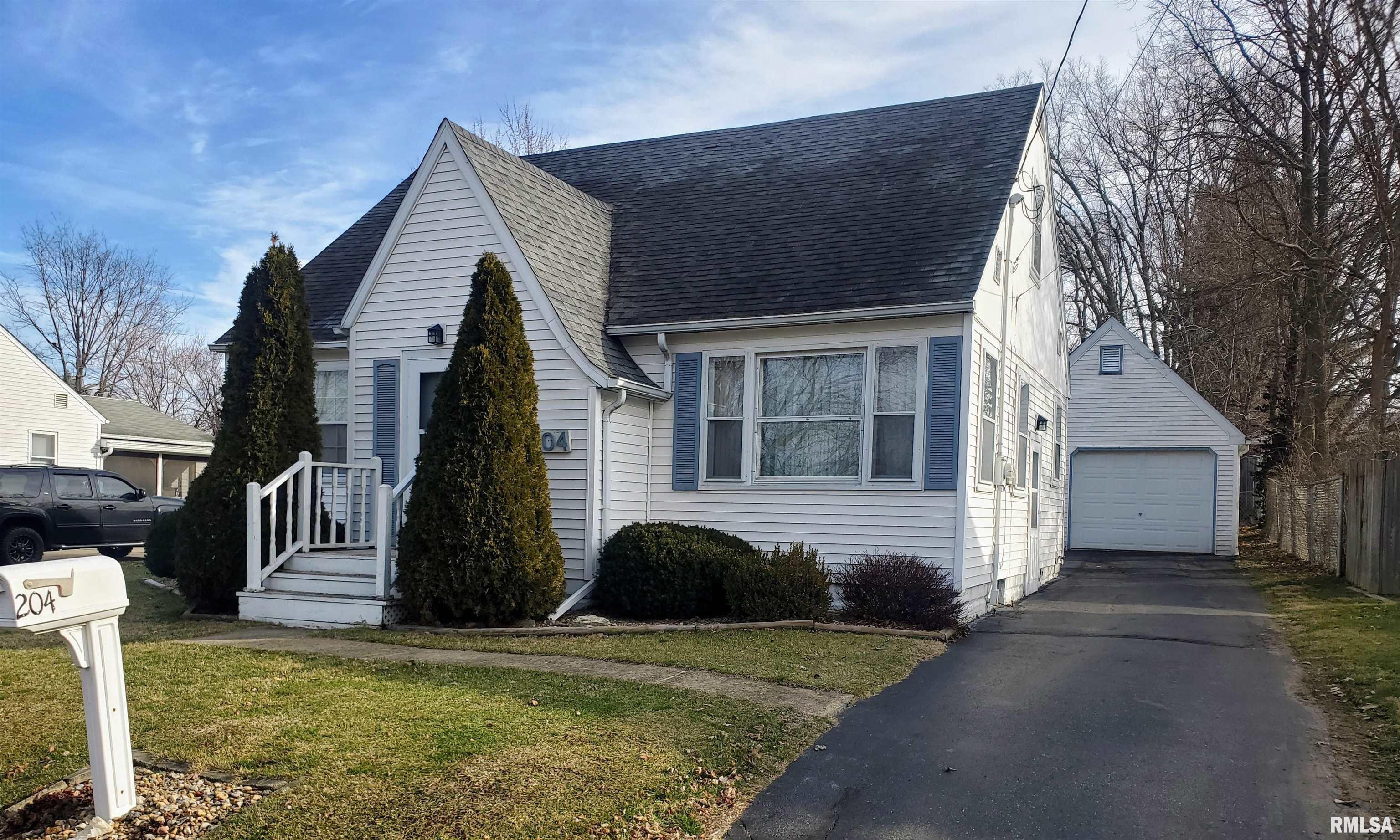 204 Reservoir Road Pekin, IL 61554 - Photo 1 of 24 Gallery Image 1