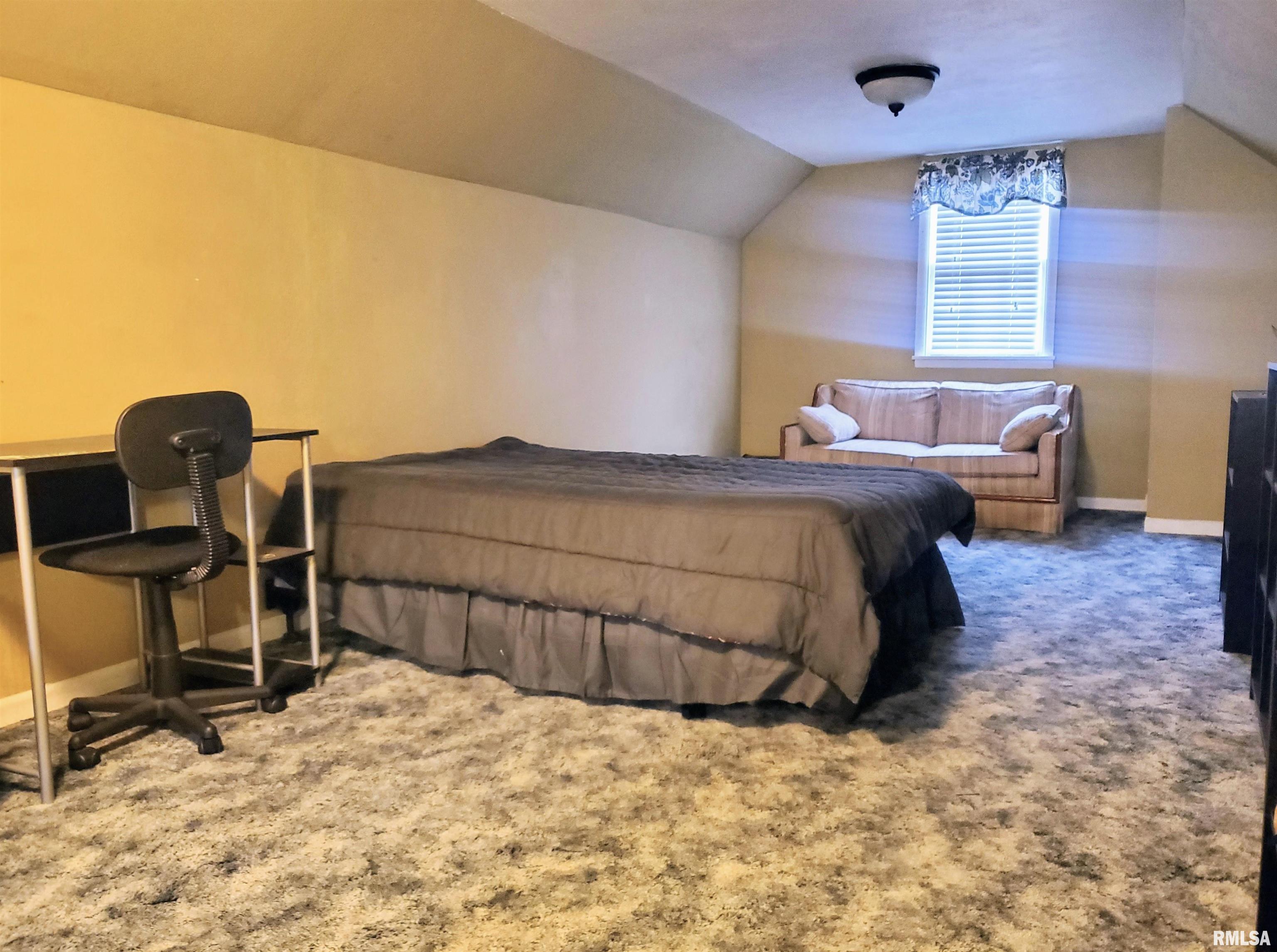 204 Reservoir Road Pekin, IL 61554 - Photo 19 of 24 Gallery Image 19