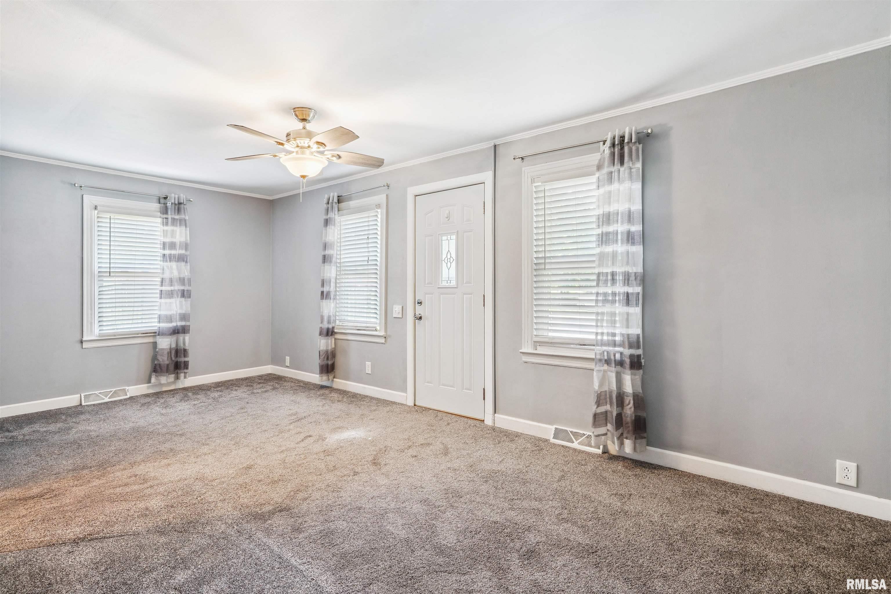 305 4th Street Hampton, IL 61256 - Photo 3 of 34 Gallery Image 3