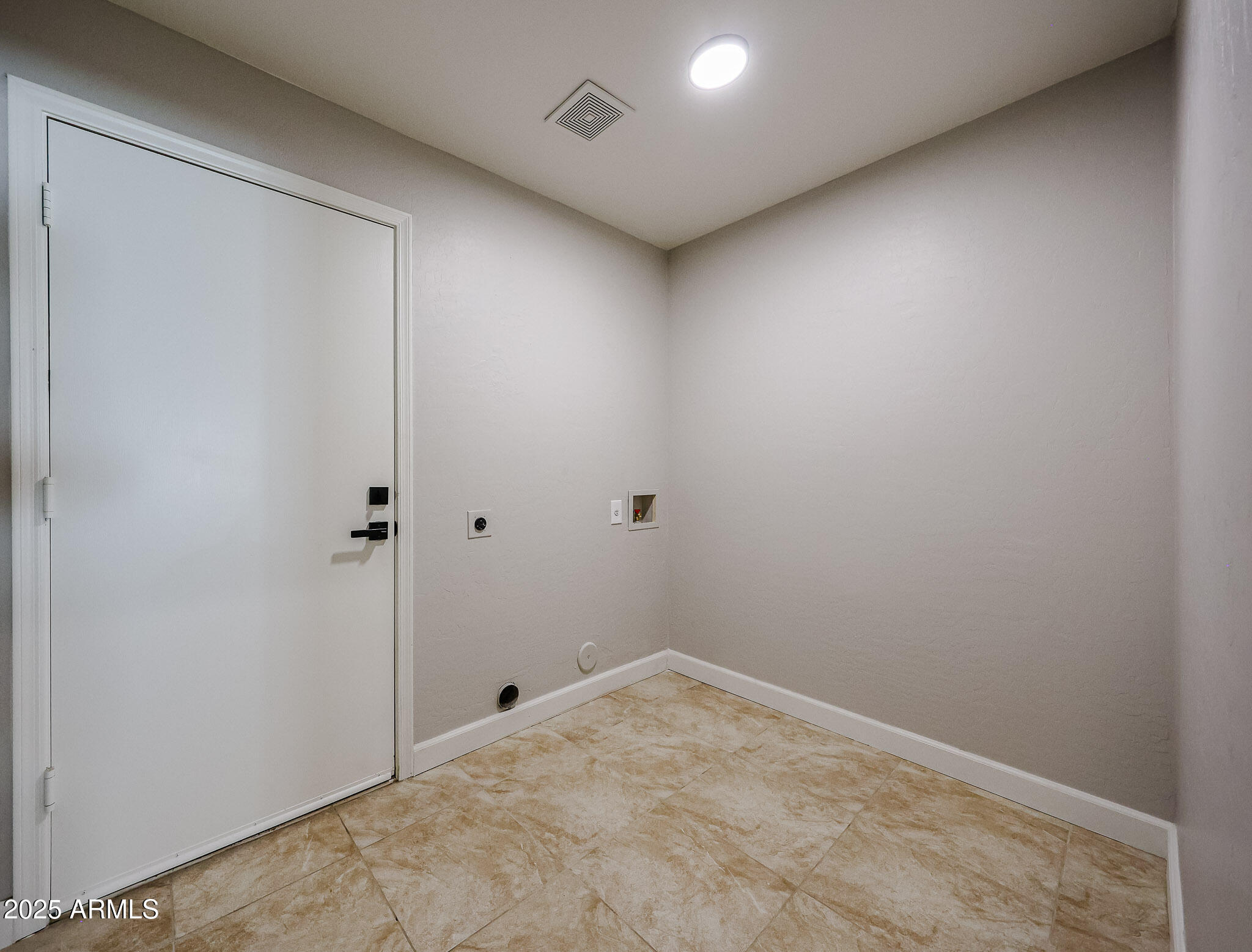 10334 East Diamond Avenue Mesa, AZ 85208 - Photo 27 of 39 a view of room