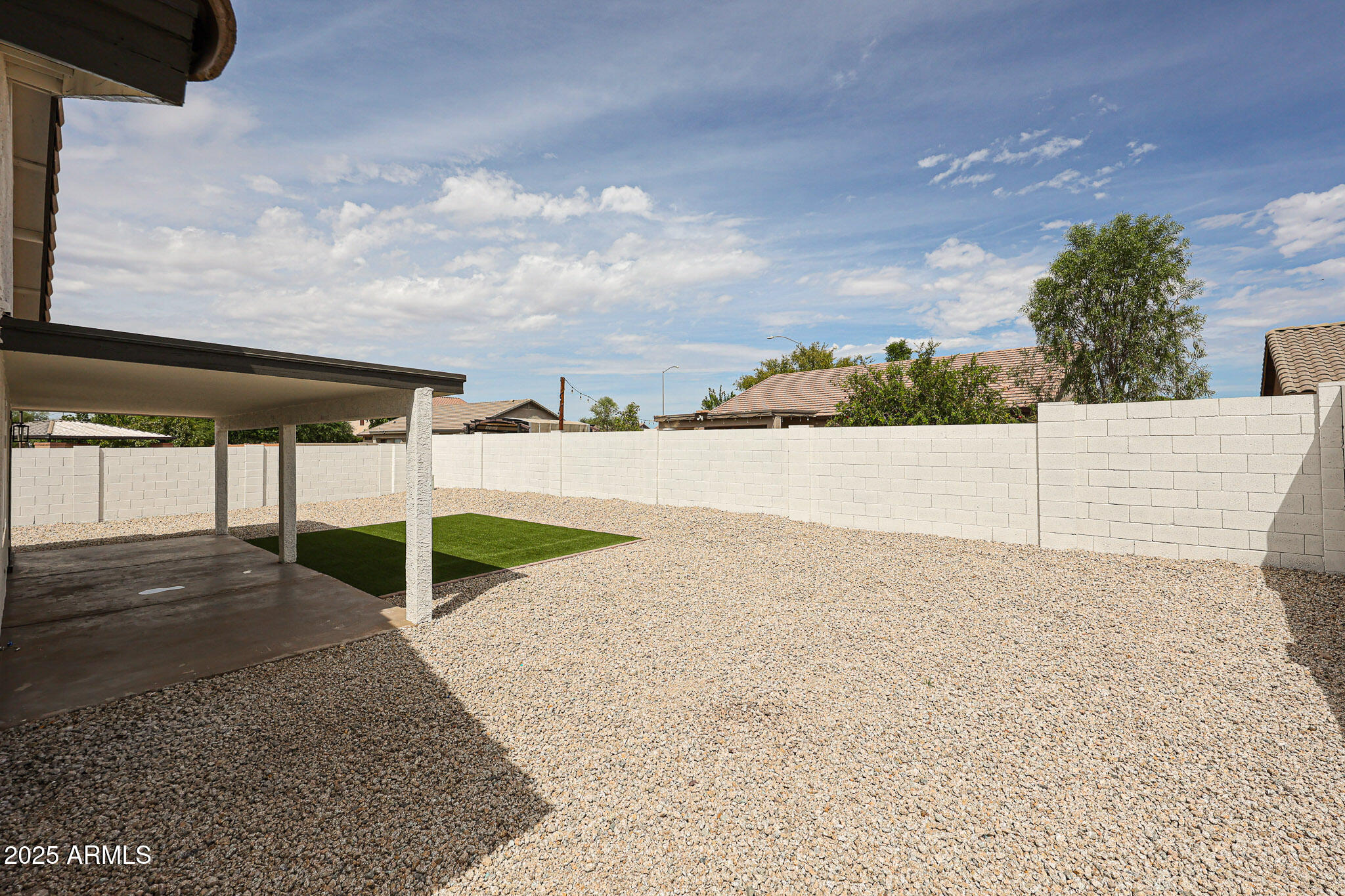 10334 East Diamond Avenue Mesa, AZ 85208 - Photo 33 of 39 a view of a backyard